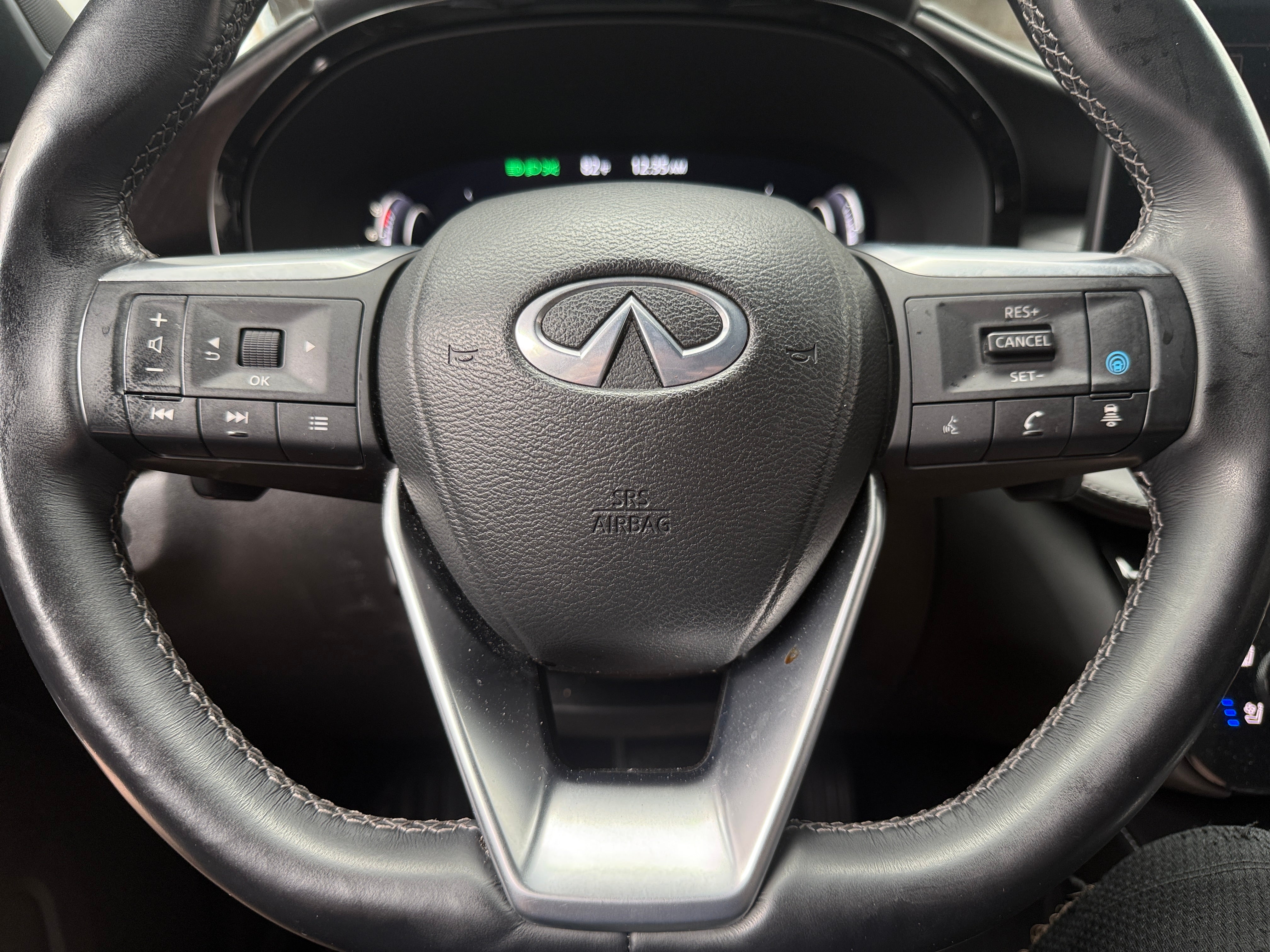 2023 INFINITI QX60