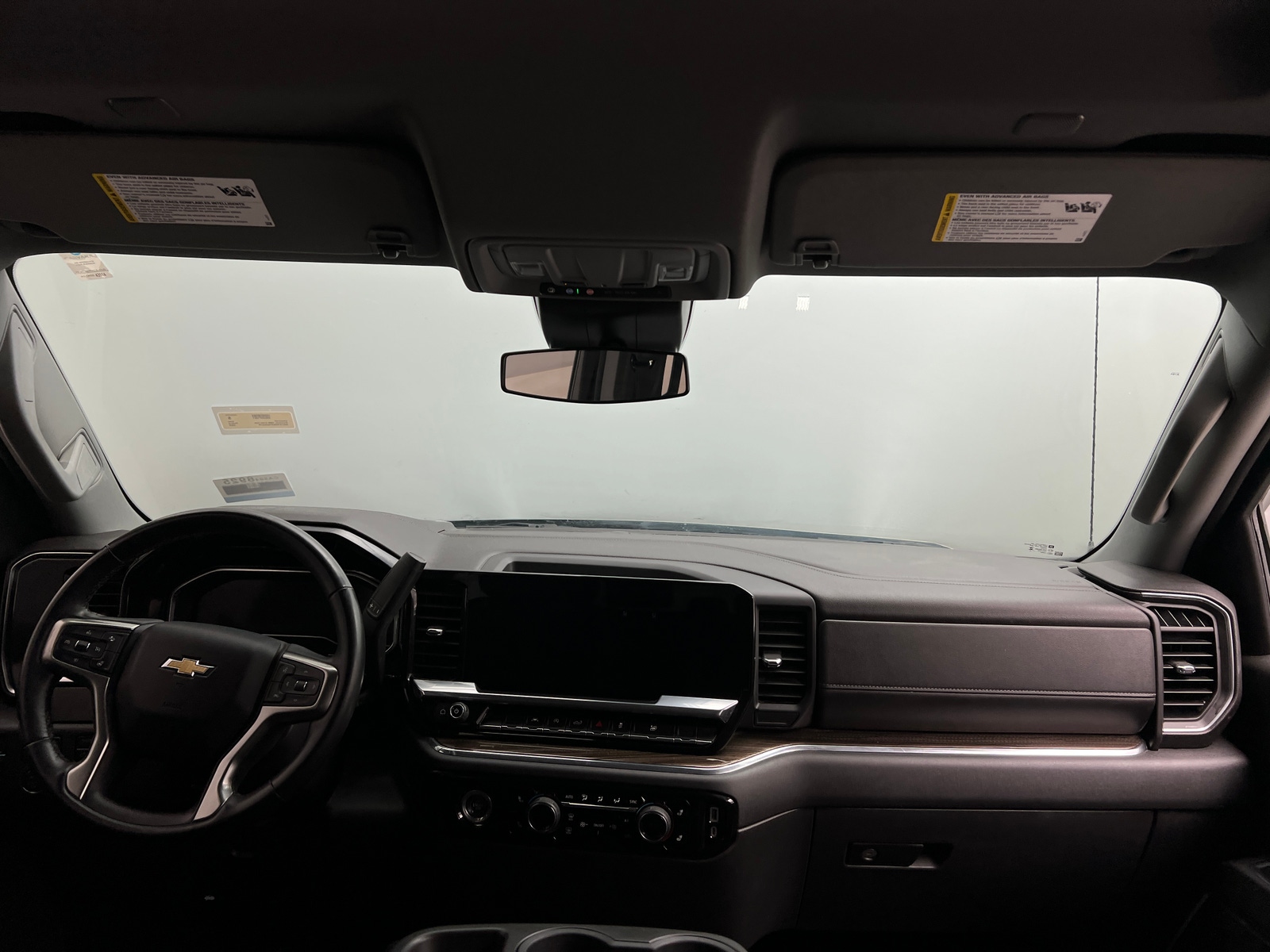 Thumbnail: 2023 Chevrolet Silverado 1500 - 3