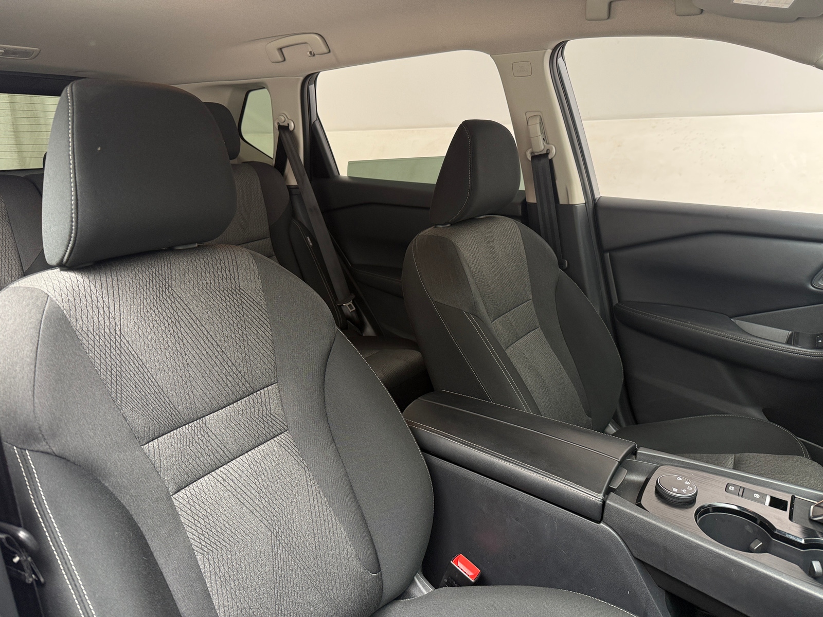 Thumbnail: 2025 Nissan Rogue - 2