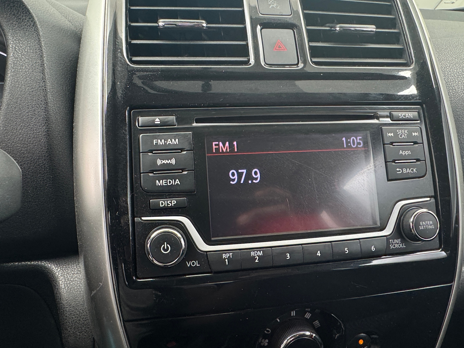 Thumbnail: 2015 Nissan Versa - 4