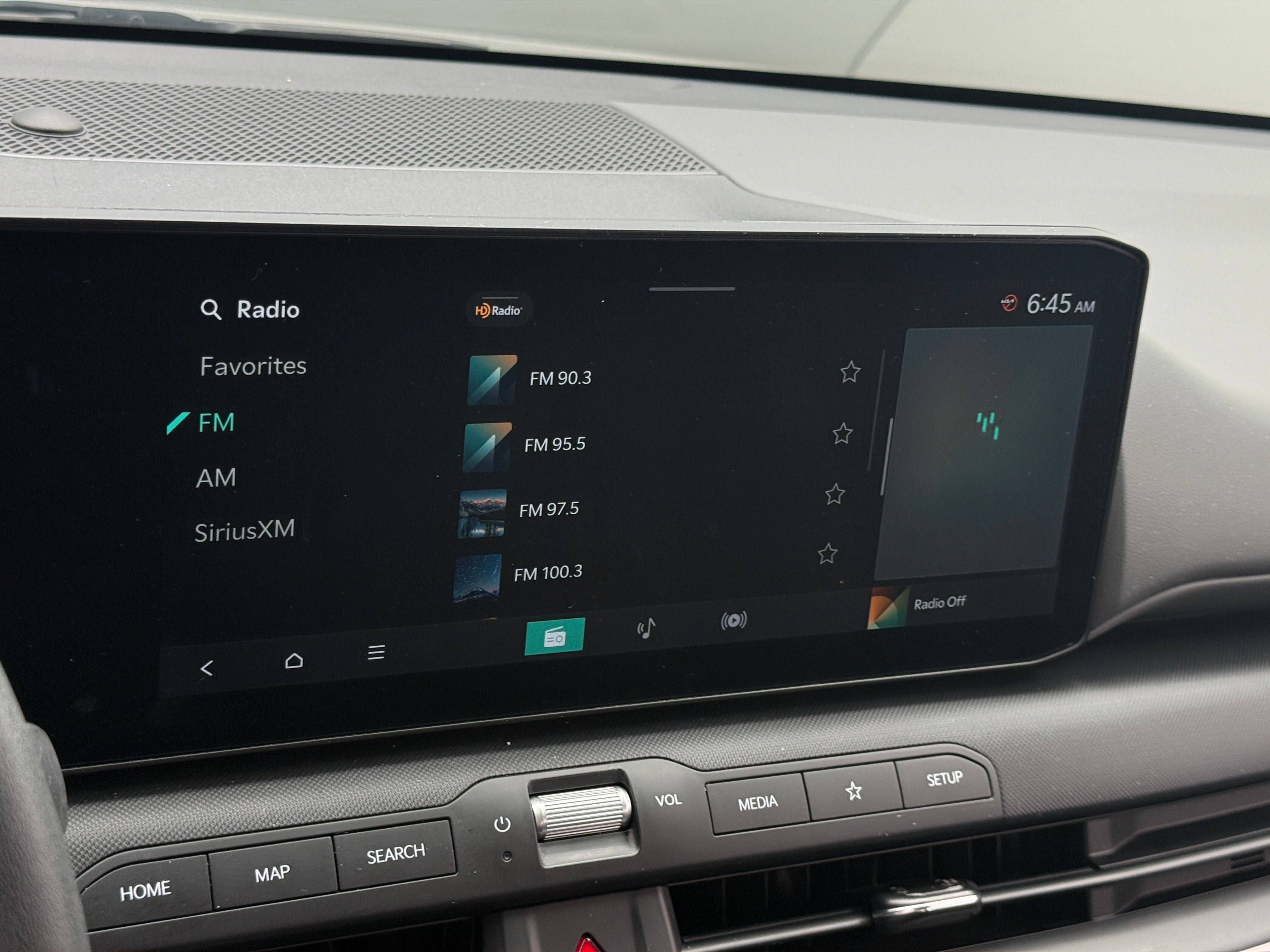 2025 Kia K4 LXS - Photo 11
