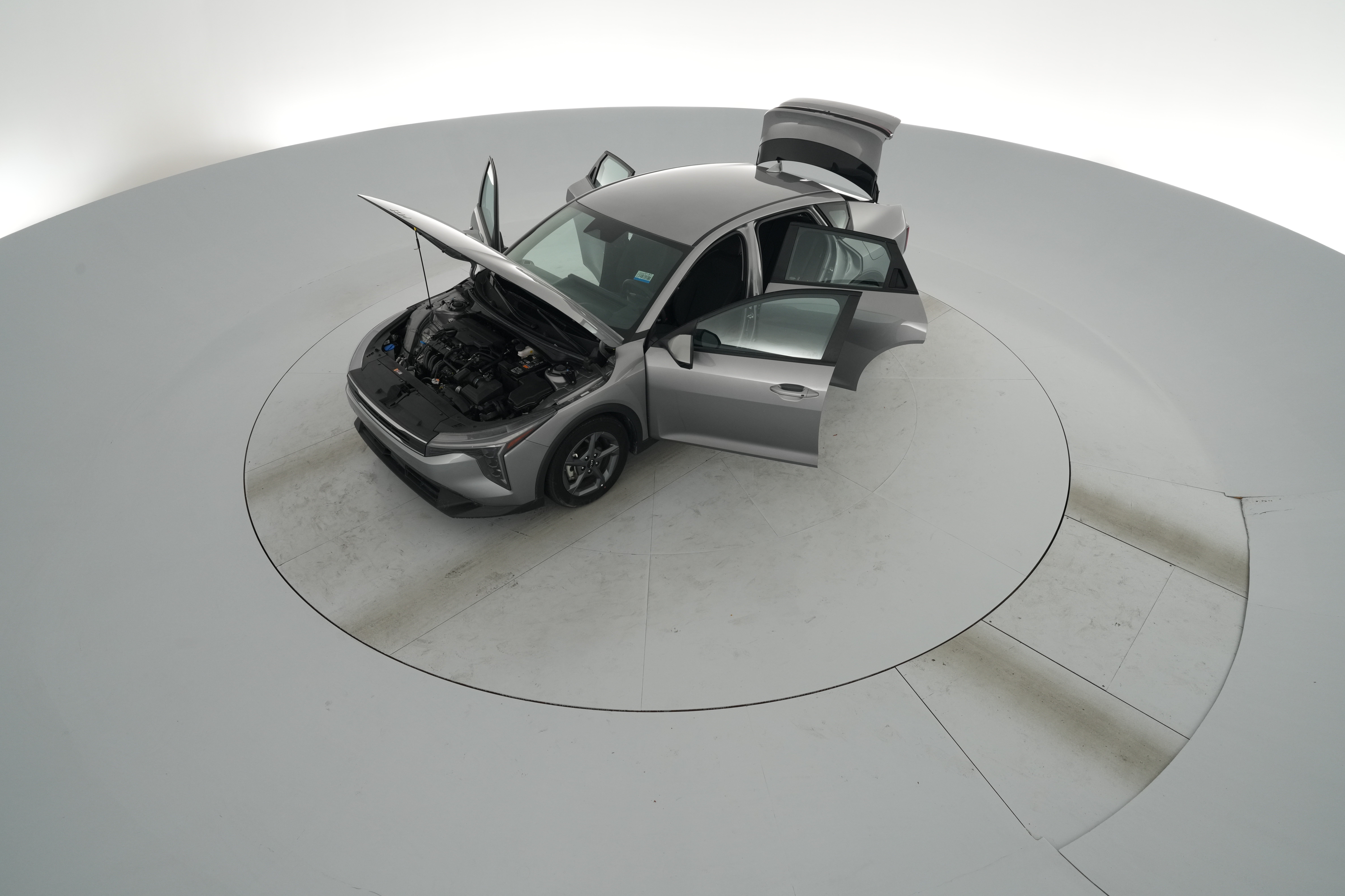 2025 Kia K4 LXS - Photo 41