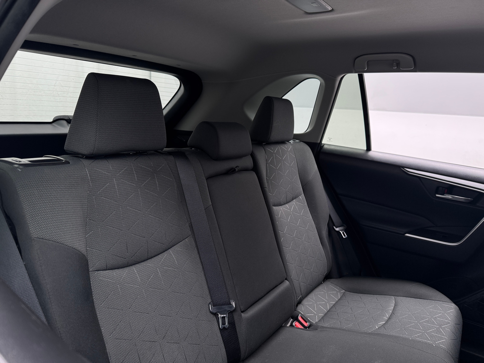 Thumbnail: 2022 Toyota RAV4 - 6