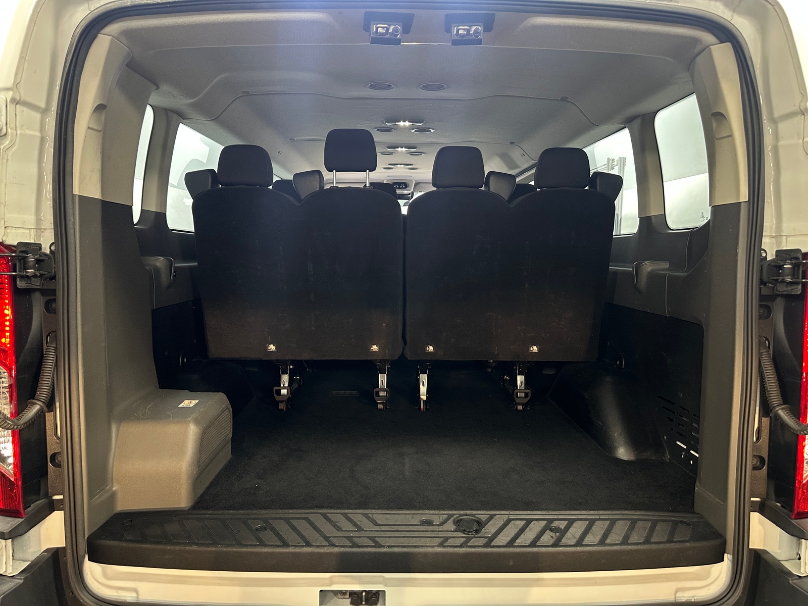Thumbnail: 2023 Ford Econoline - 7