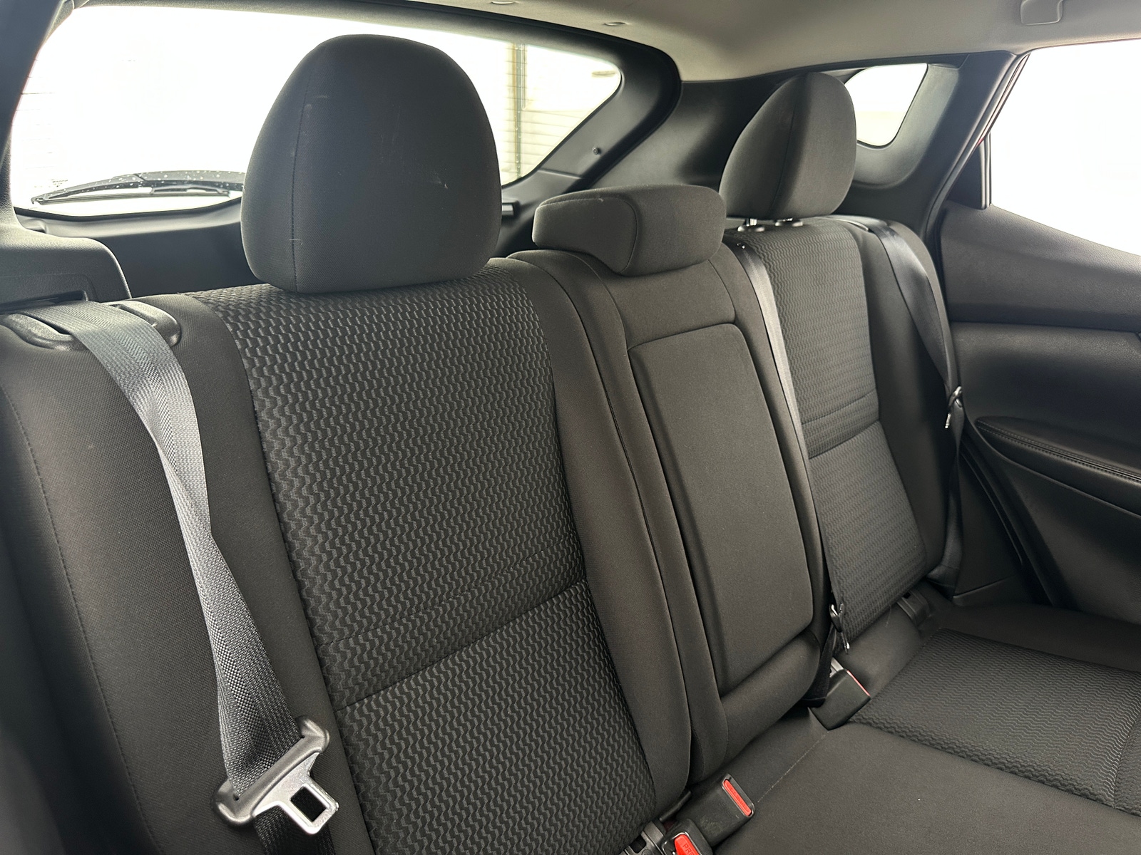 Thumbnail: 2018 Nissan Rogue Sport - 6