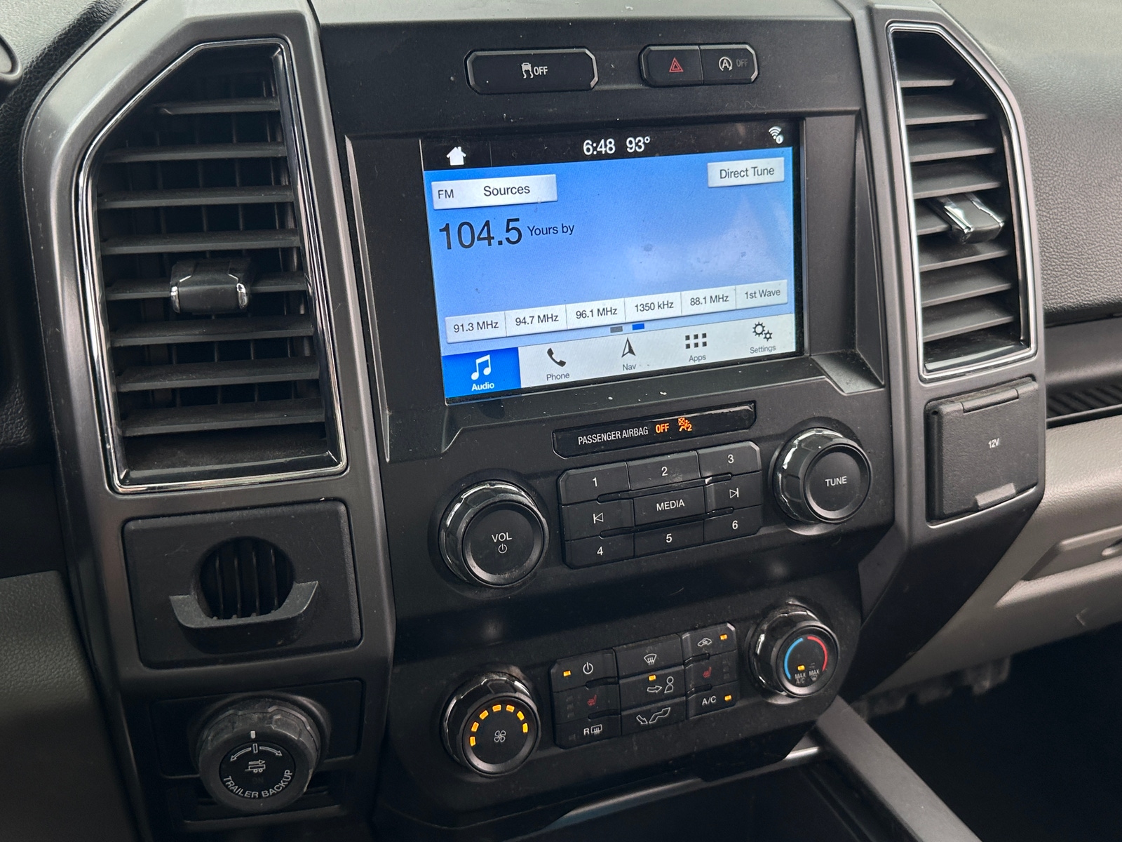 Thumbnail: 2019 Ford Econoline - 4