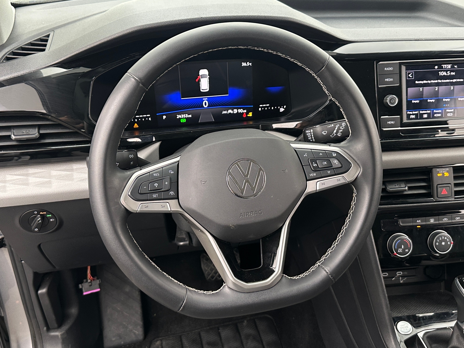 Thumbnail: 2024 Volkswagen Taos - 5