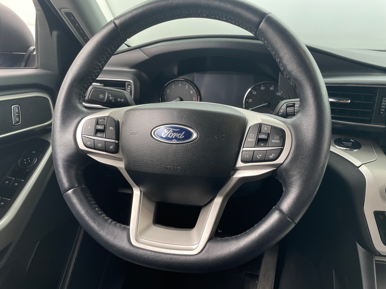 Thumbnail: 2023 Ford Explorer - 5