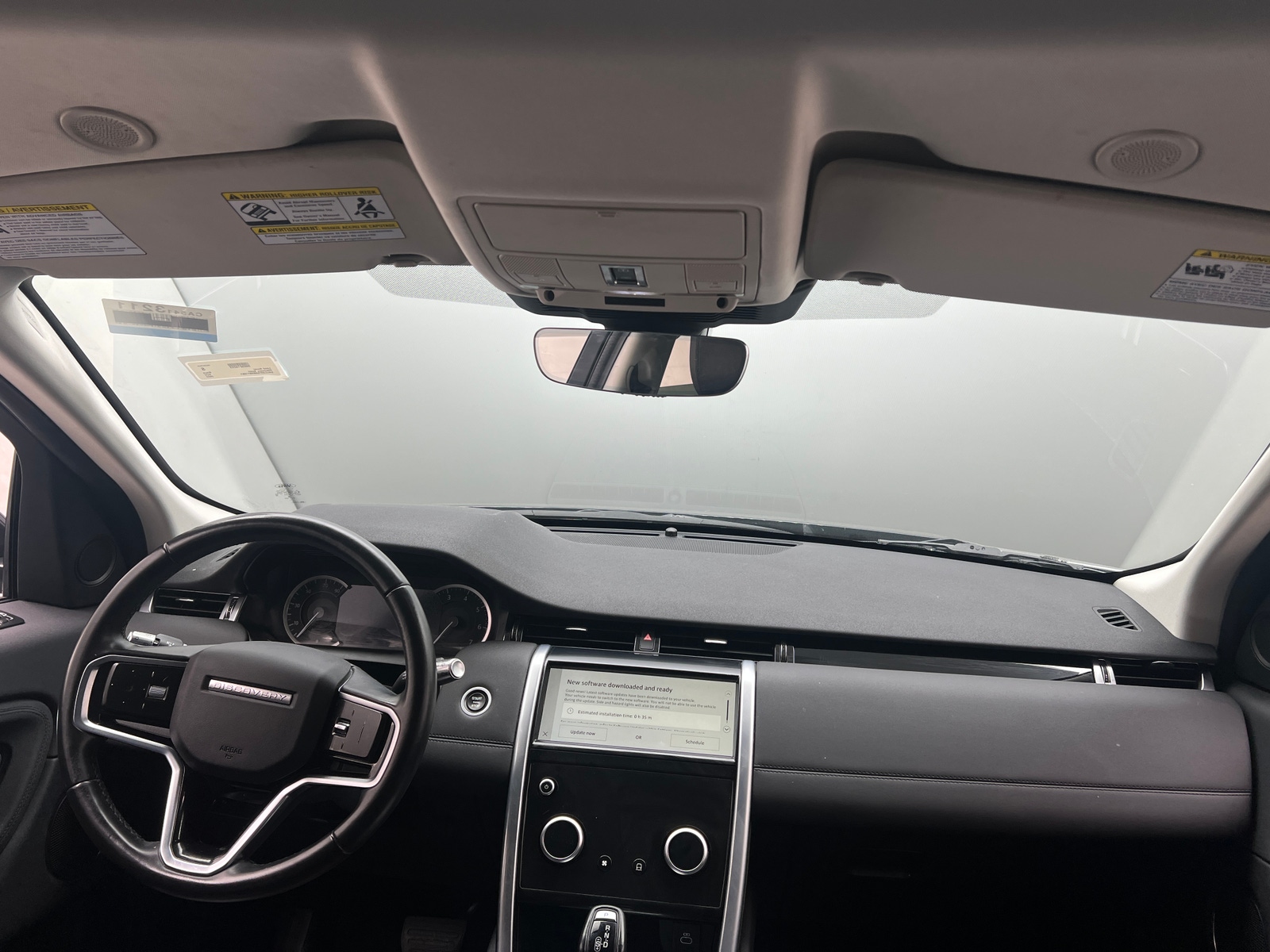 Thumbnail: 2022 Land Rover Discovery Sport - 2