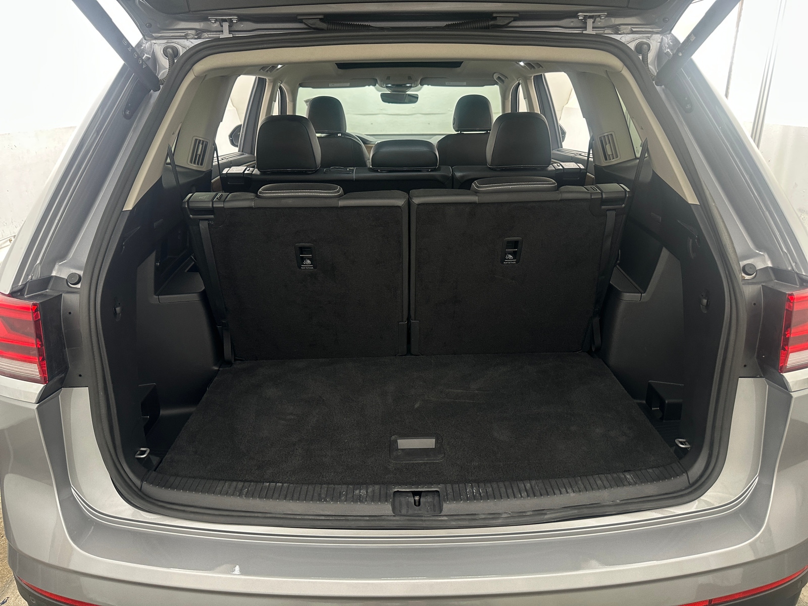 Thumbnail: 2026 Volkswagen Atlas - 6
