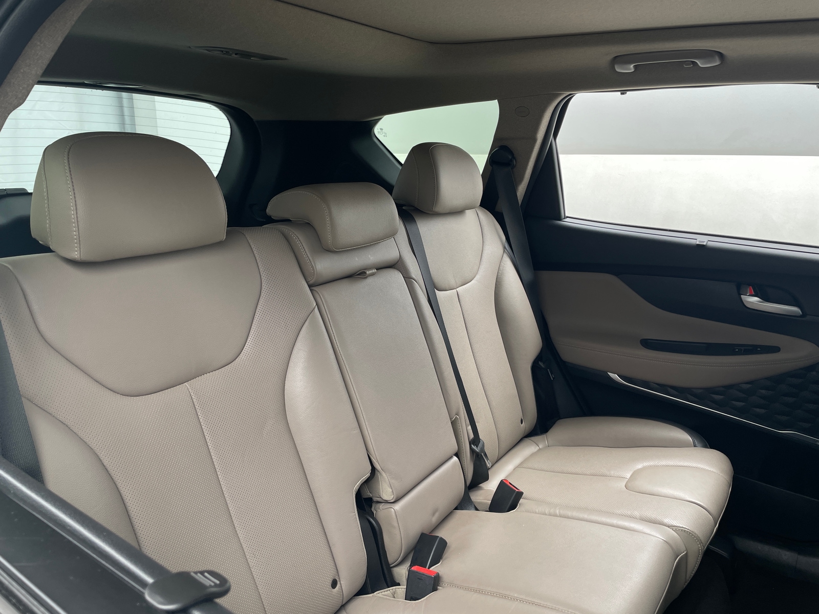 Thumbnail: 2020 Hyundai Santa Fe - 5