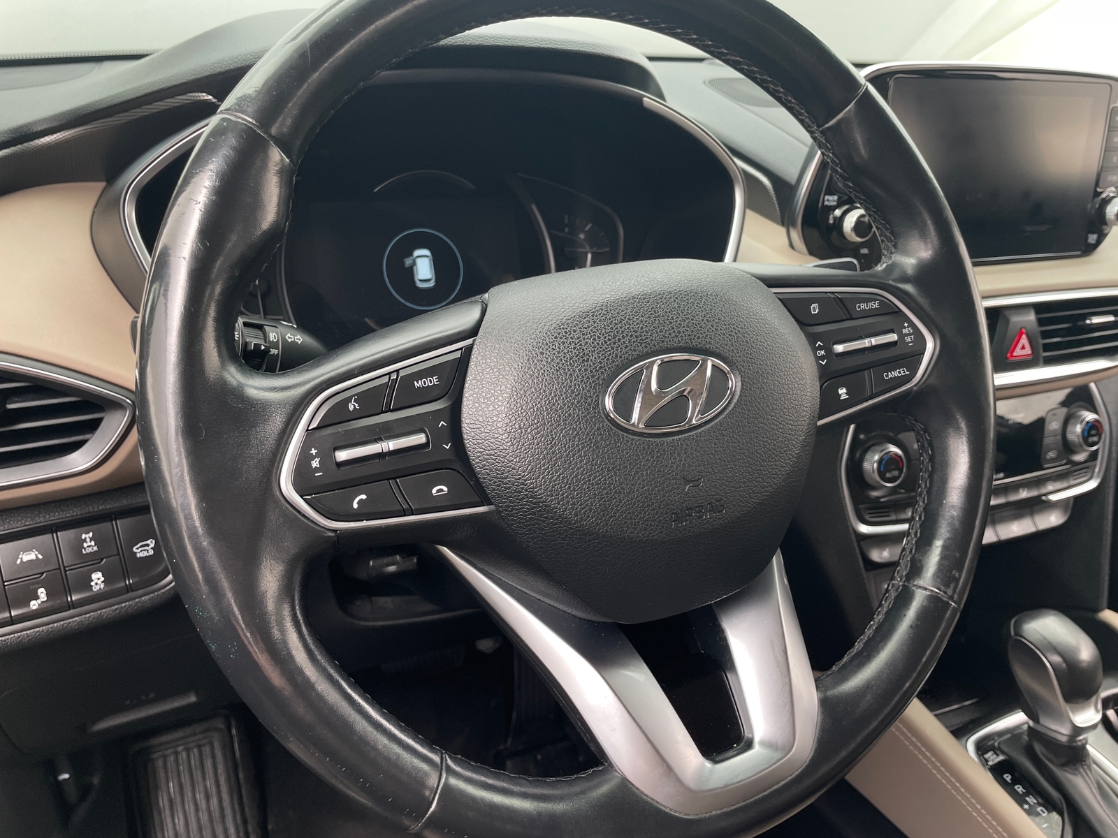 Thumbnail: 2020 Hyundai Santa Fe - 4