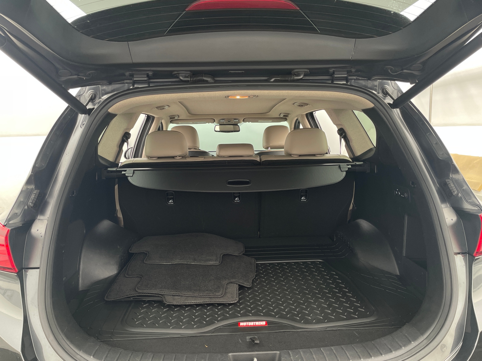 Thumbnail: 2020 Hyundai Santa Fe - 6