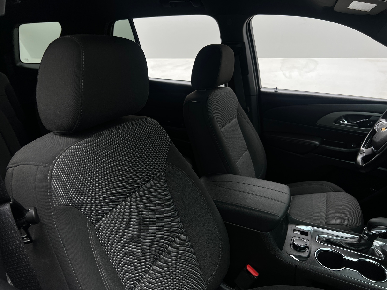 Thumbnail: 2023 Chevrolet Traverse - 2