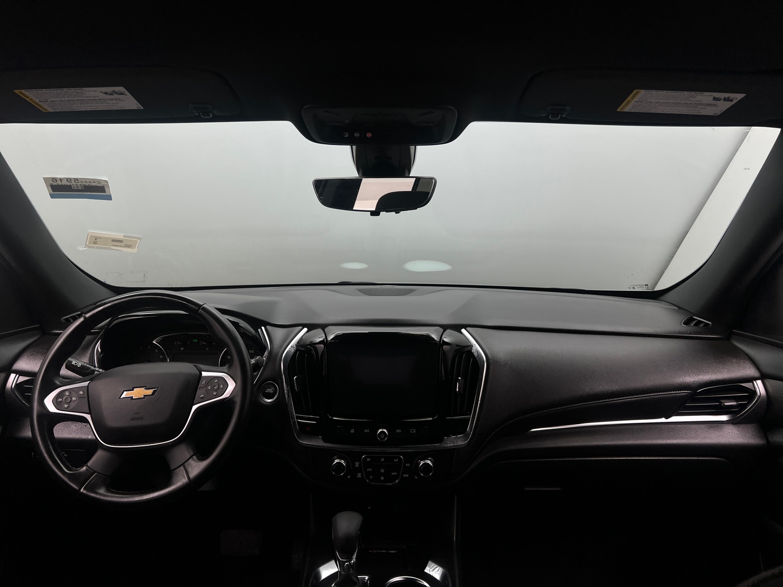Thumbnail: 2023 Chevrolet Traverse - 3
