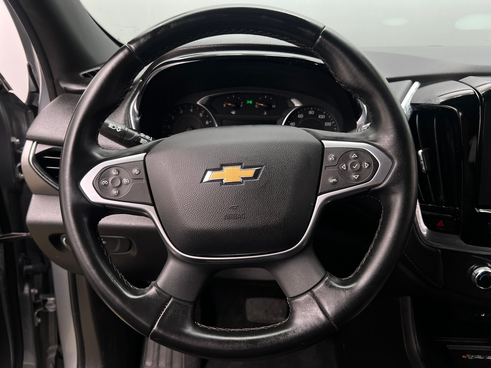 Thumbnail: 2023 Chevrolet Traverse - 5