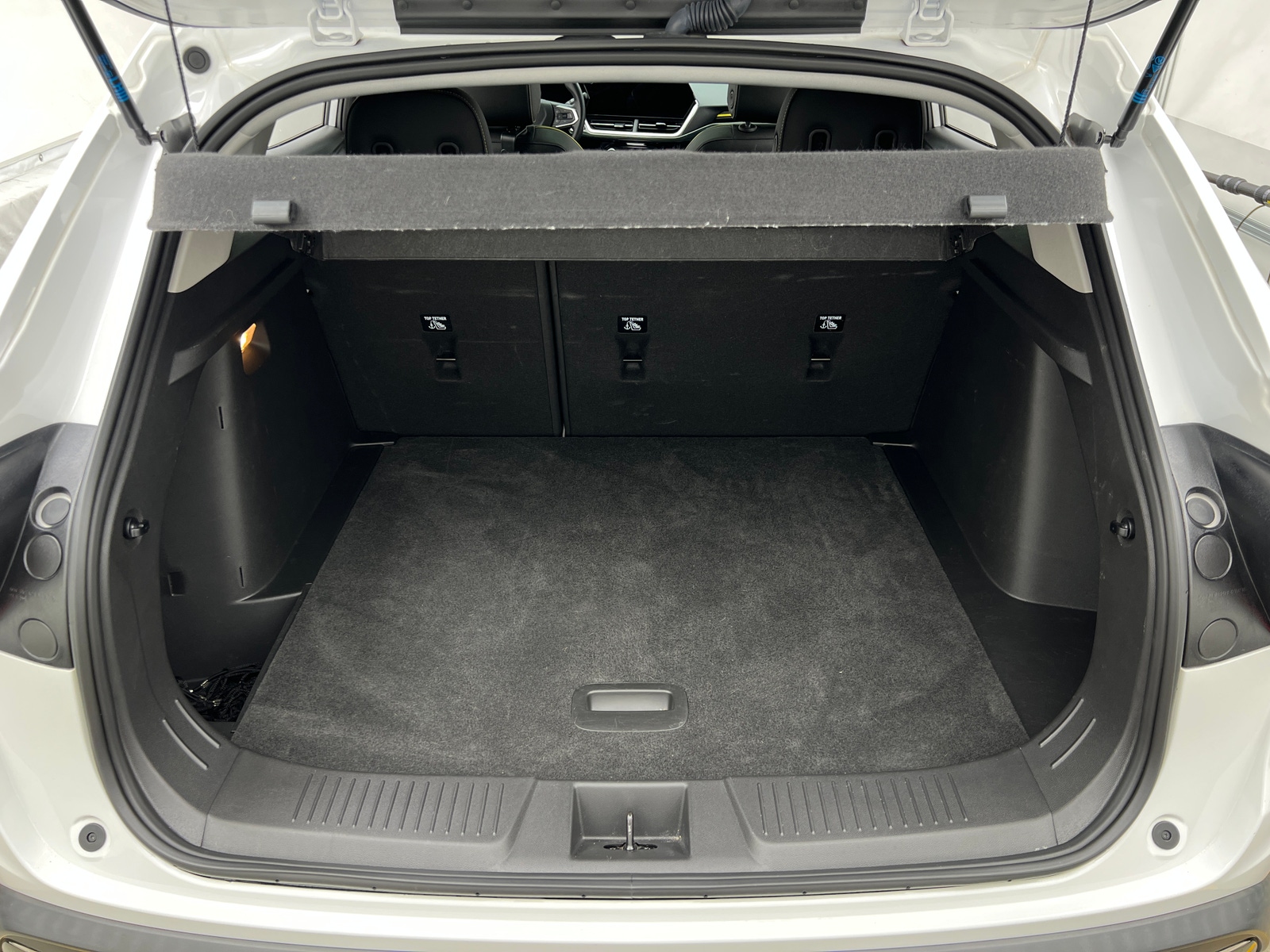 Thumbnail: 2024 Chevrolet Trax - 6