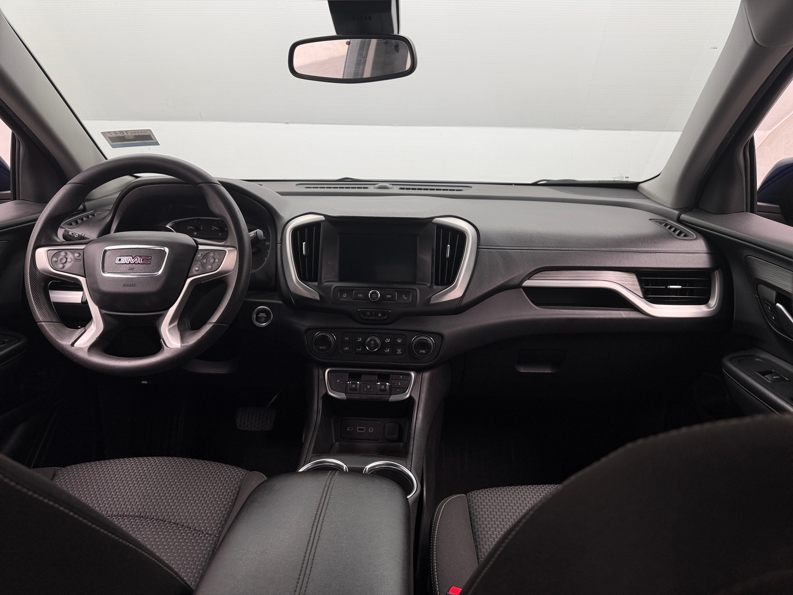 Thumbnail: 2022 GMC Terrain - 3