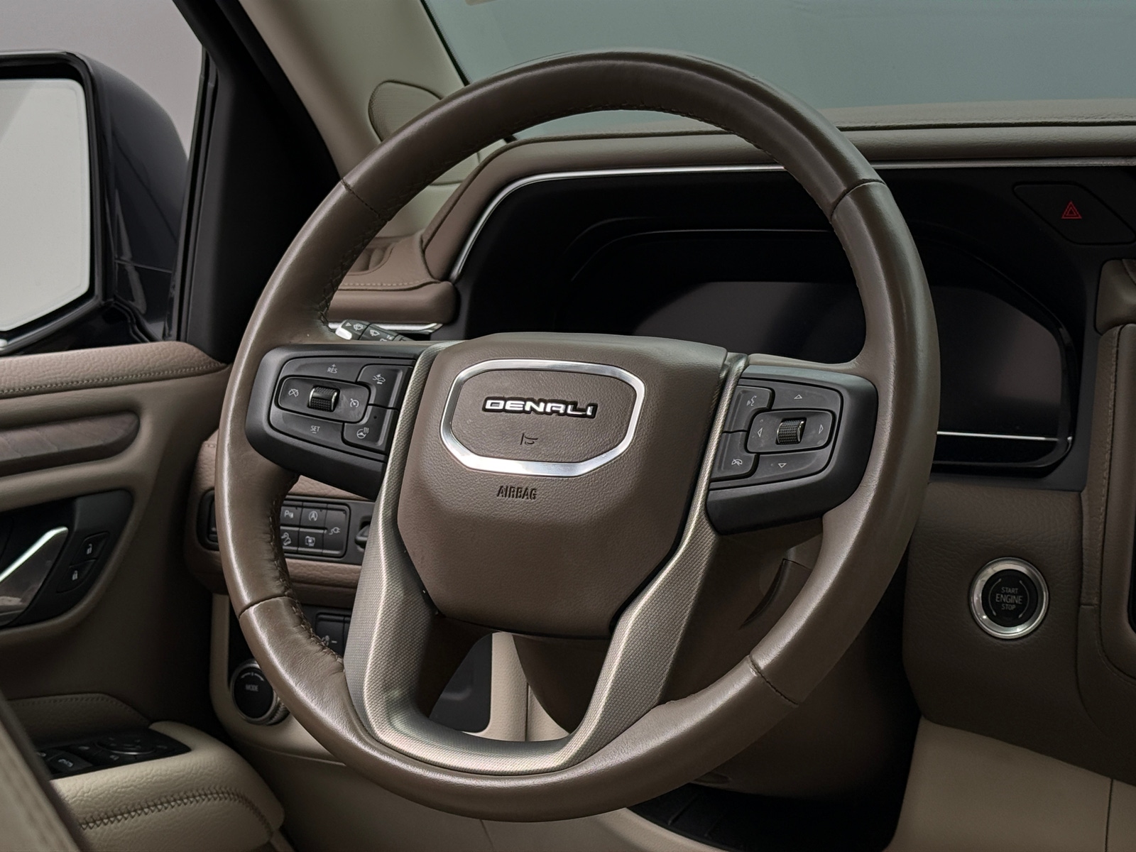 Thumbnail: 2022 GMC Yukon - 4
