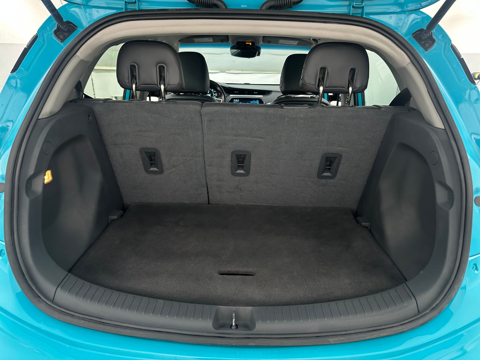 Thumbnail: 2021 Chevrolet Bolt EV - 6