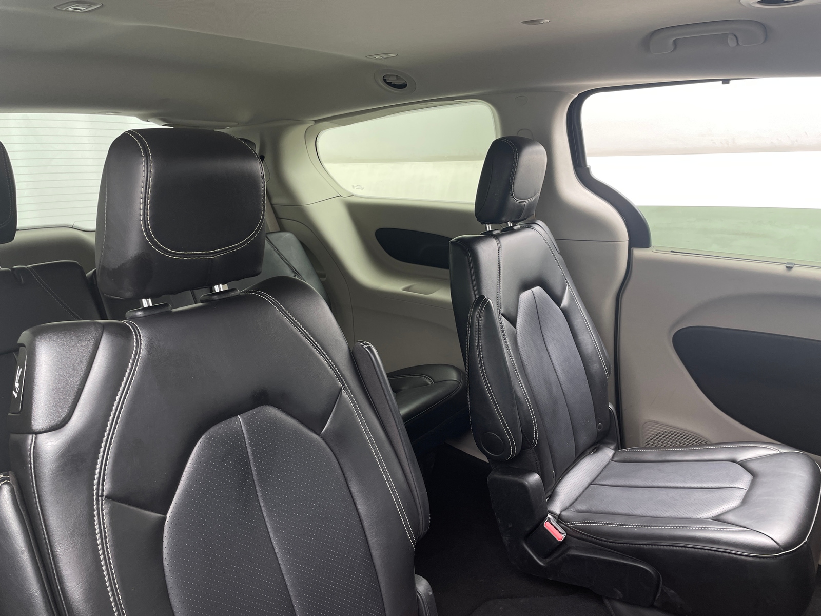 Thumbnail: 2024 Chrysler Pacifica - 5