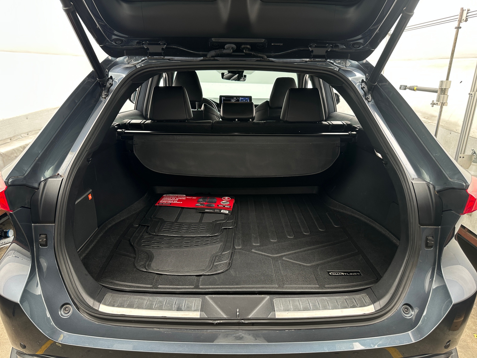 Thumbnail: 2021 Toyota Venza - 6