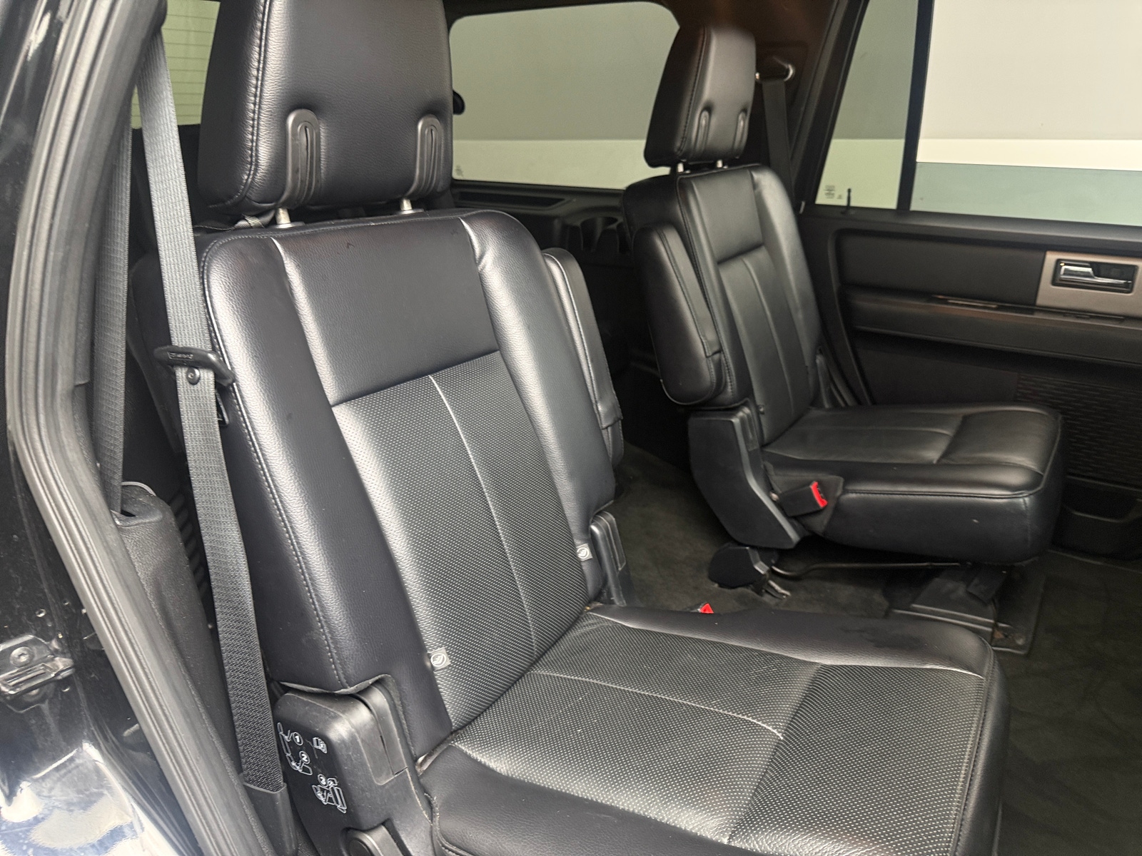 Thumbnail: 2017 Ford Expedition - 5