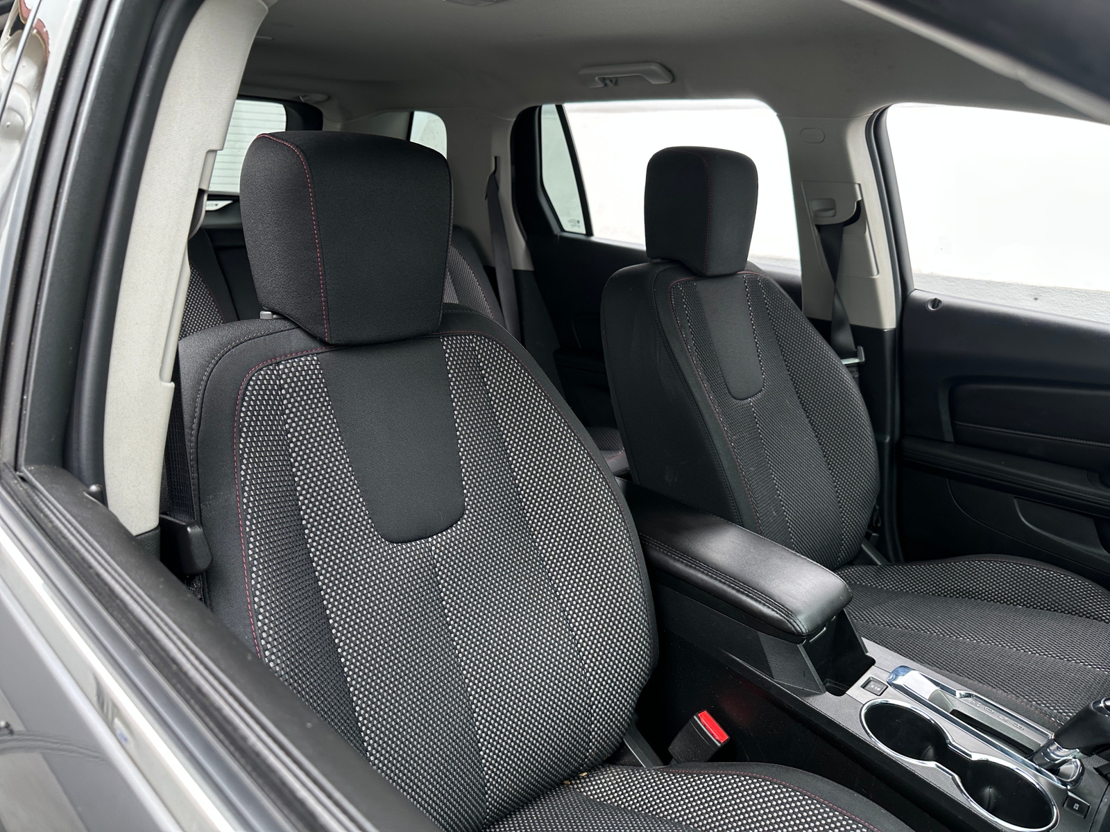 Thumbnail: 2017 GMC Terrain - 2