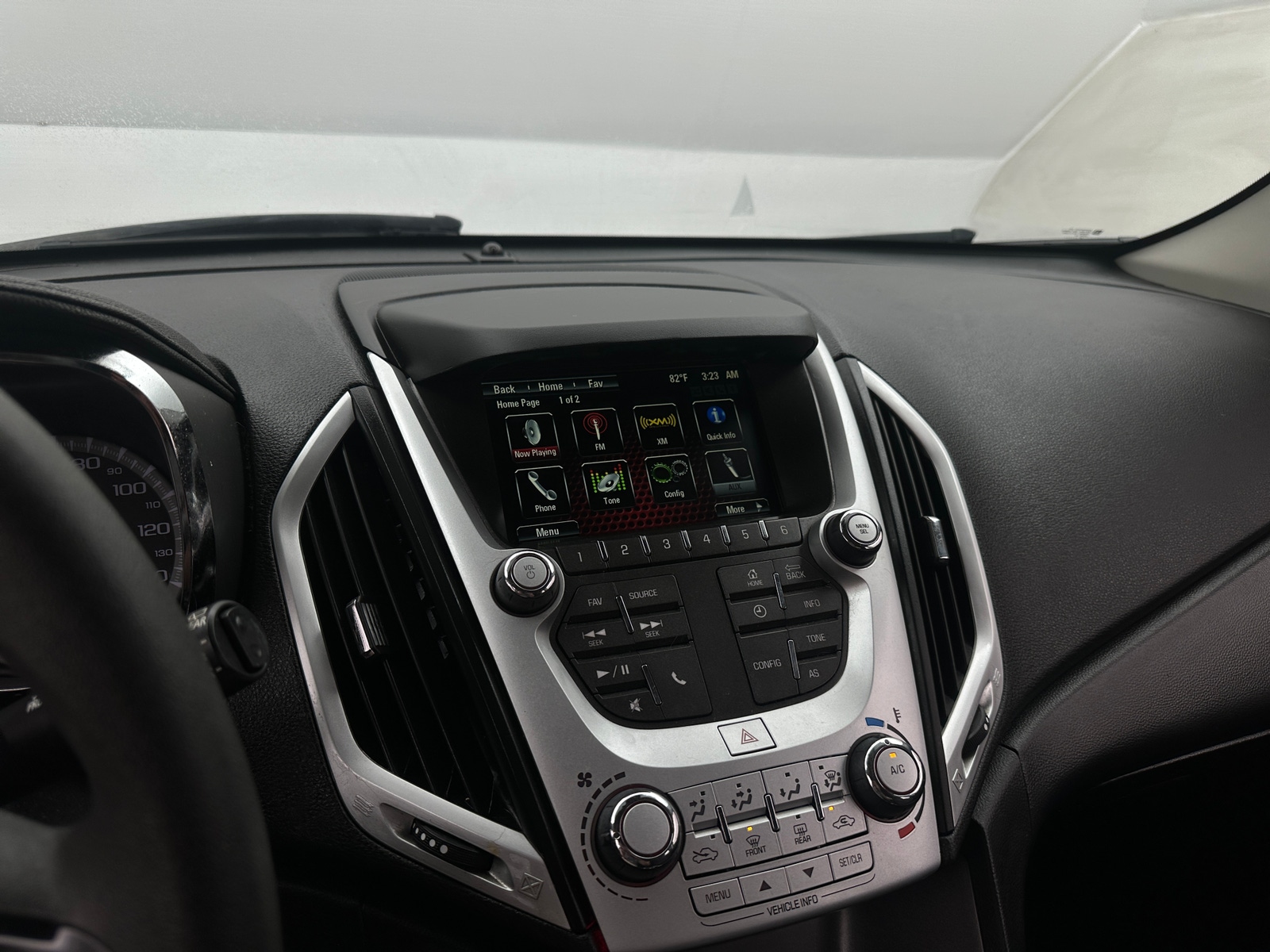 Thumbnail: 2017 GMC Terrain - 4