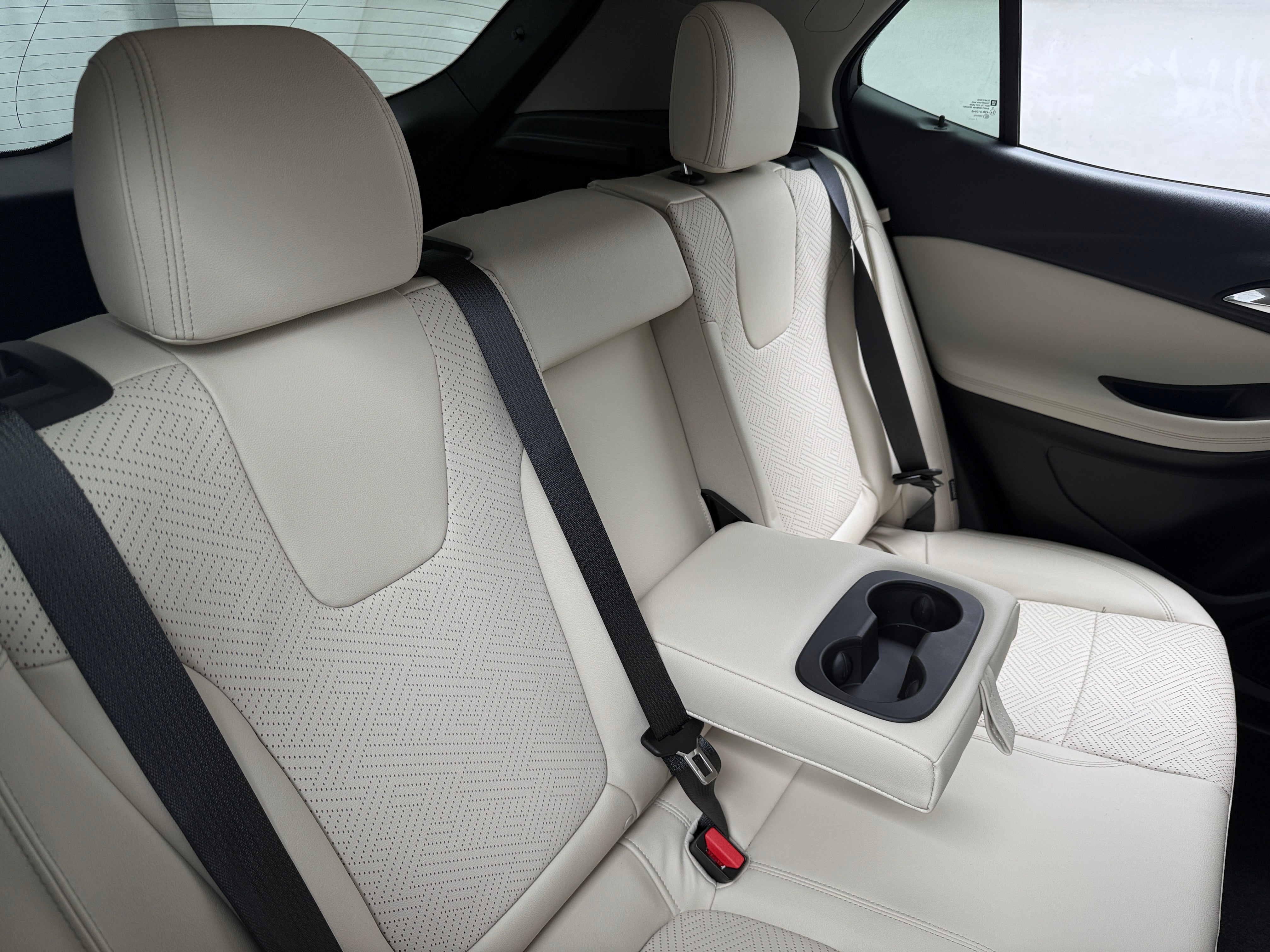 2022 Buick Encore GX Essence - Photo 4
