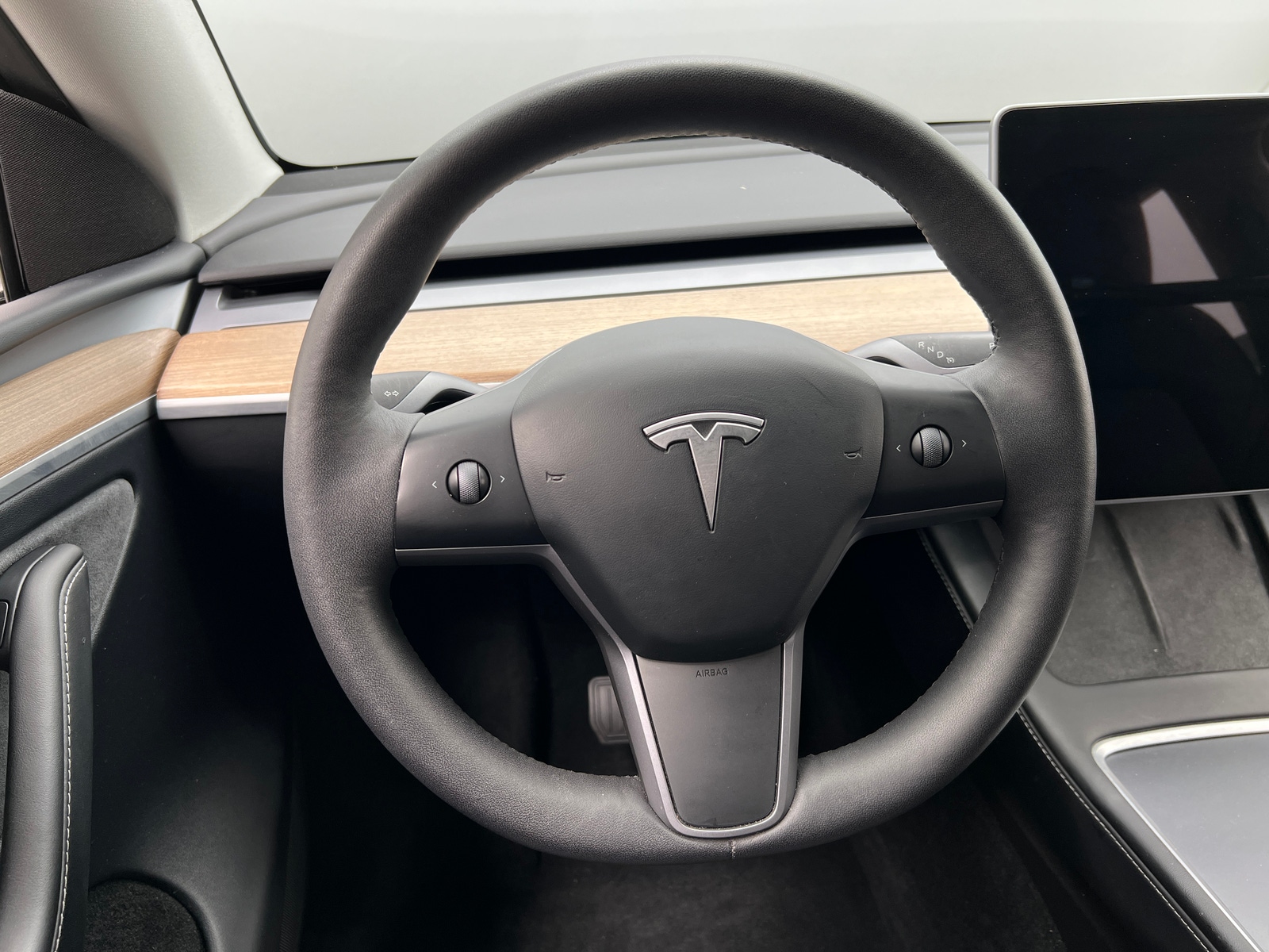 Thumbnail: 2023 Tesla Model Y - 4