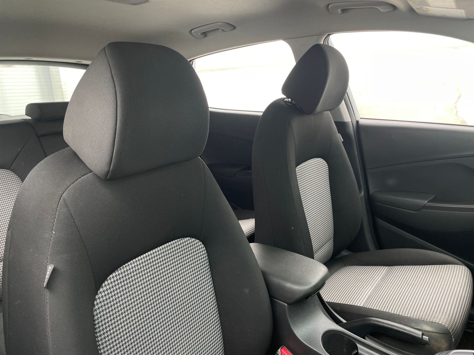 Thumbnail: 2020 Hyundai Kona - 2