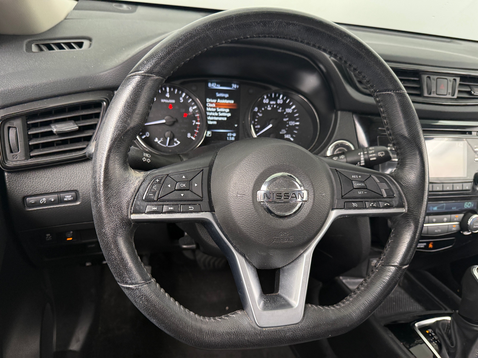 Thumbnail: 2017 Nissan Rogue - 5