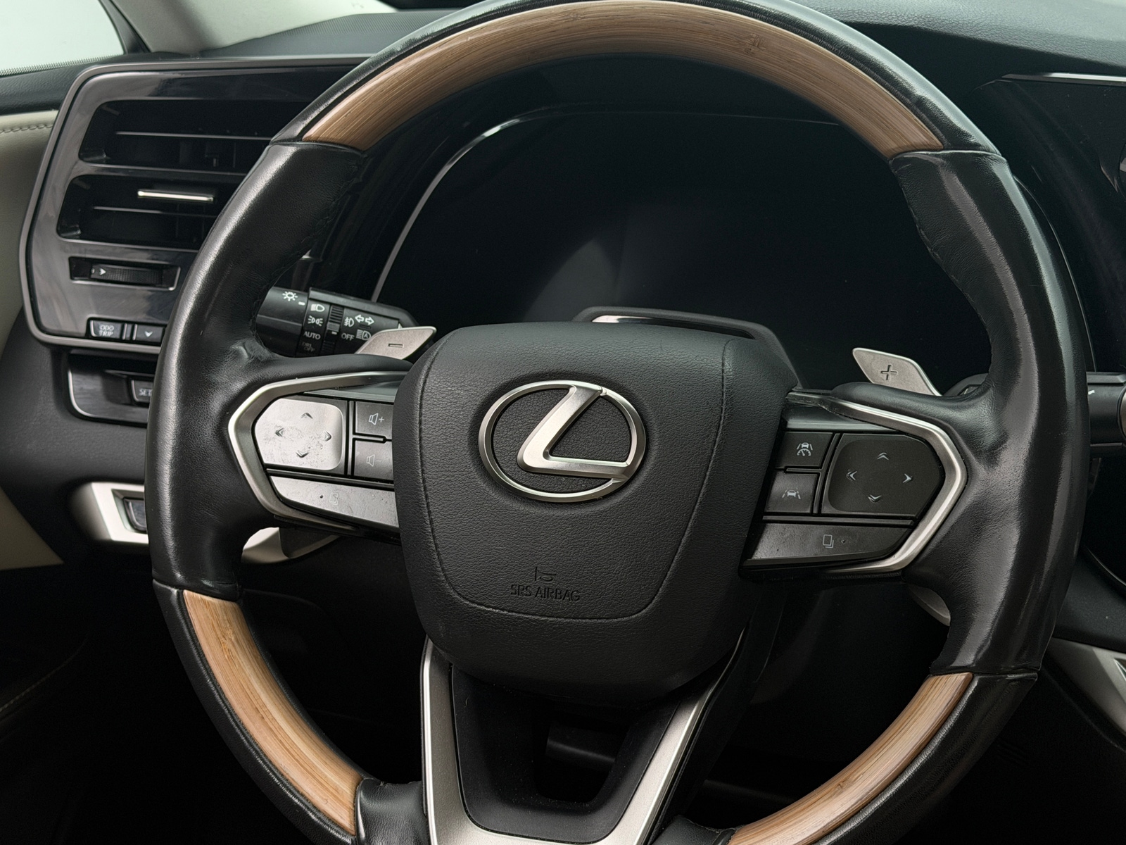 Thumbnail: 2024 Lexus RX - 5