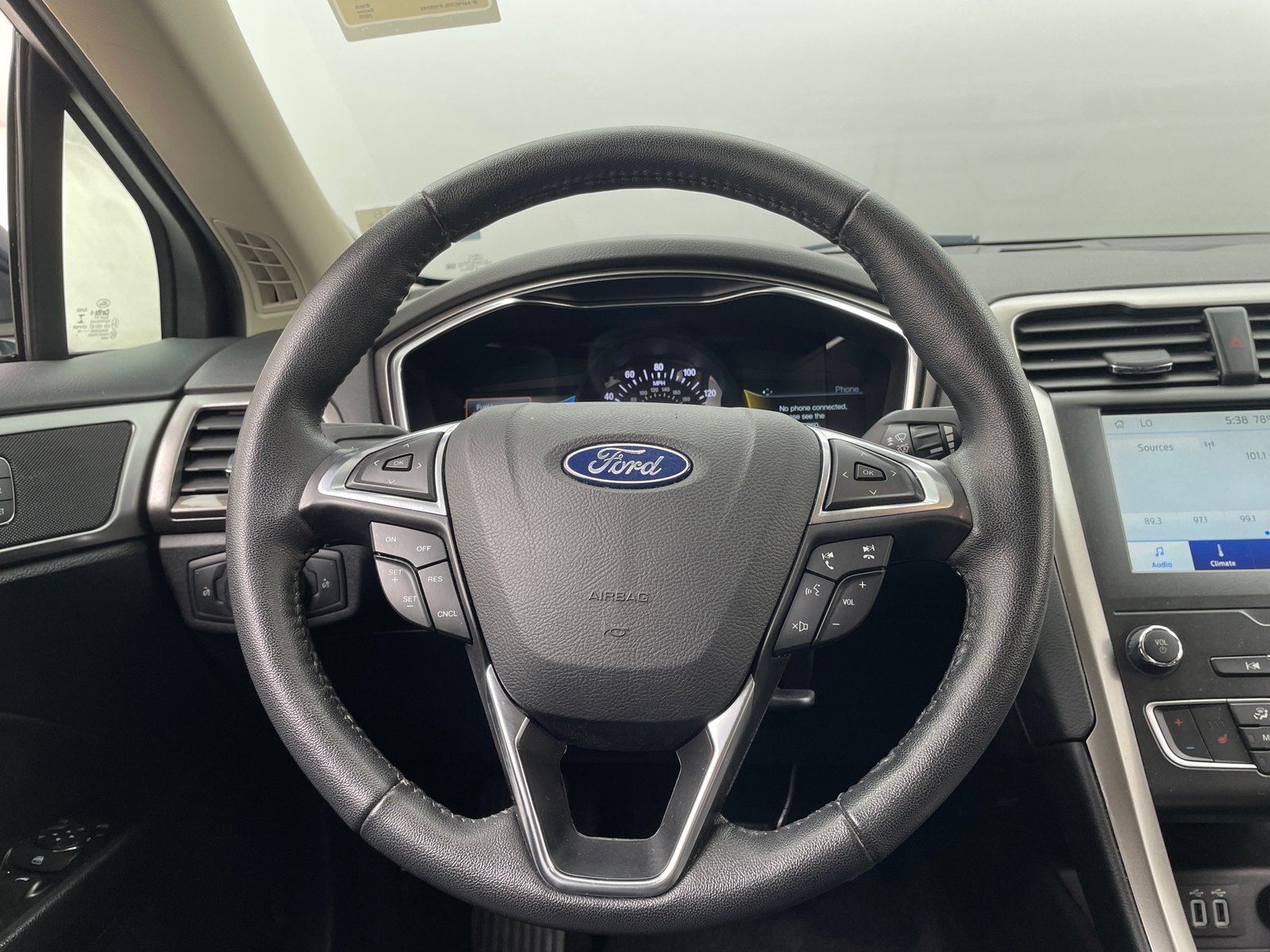 Thumbnail: 2020 Ford Fusion - 4