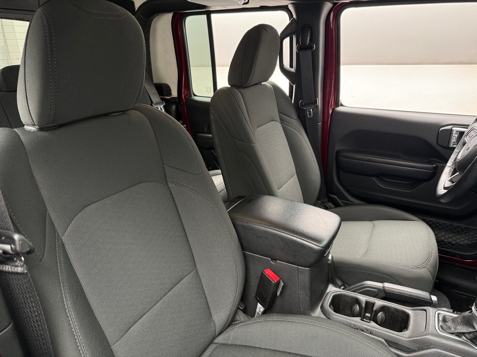 Thumbnail: 2021 Jeep Gladiator - 6