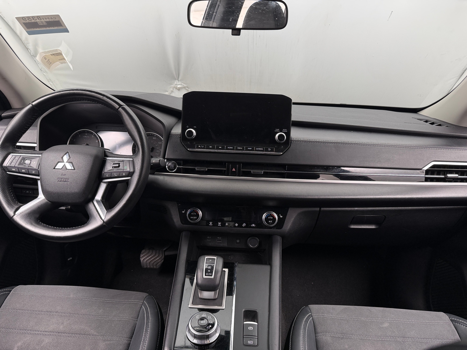 Thumbnail: 2022 Mitsubishi Outlander - 2