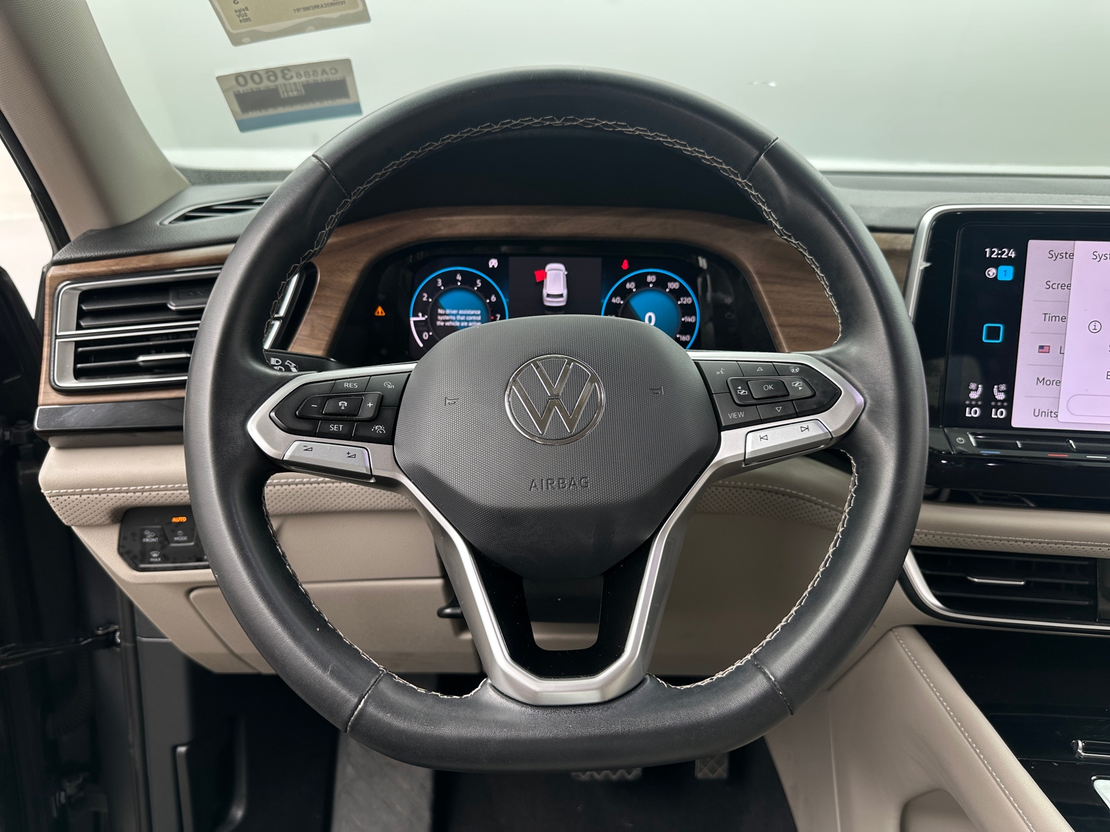 Thumbnail: 2024 Volkswagen Atlas - 4