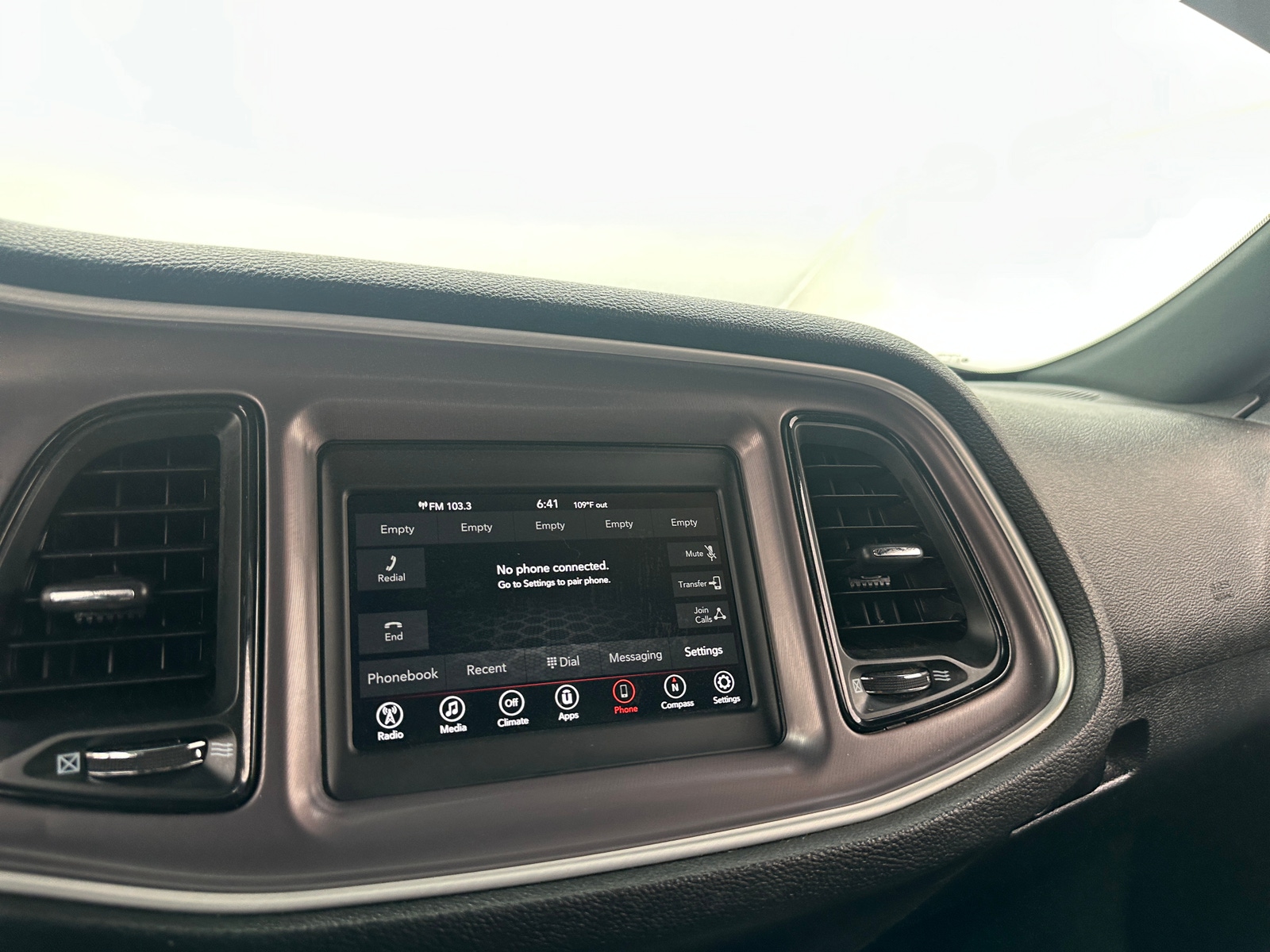 Thumbnail: 2022 Dodge Challenger - 3