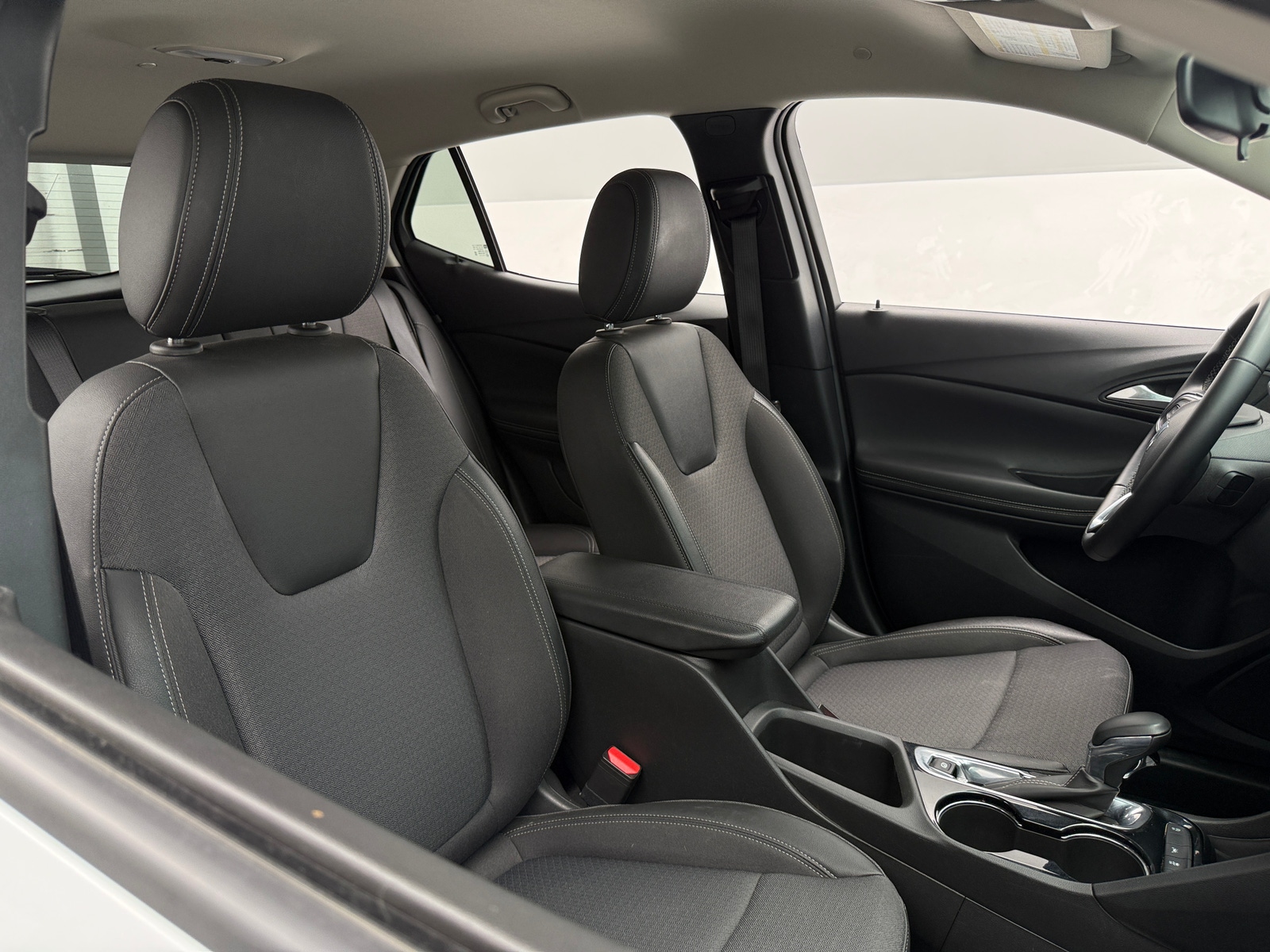 Thumbnail: 2025 Buick Encore GX - 2