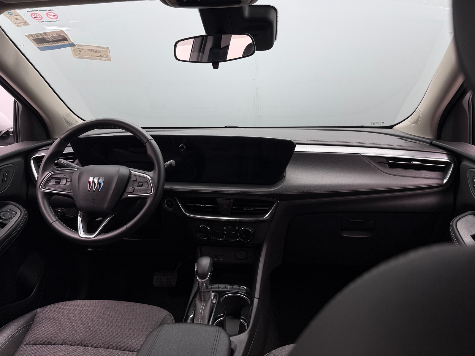 Thumbnail: 2025 Buick Encore GX - 3