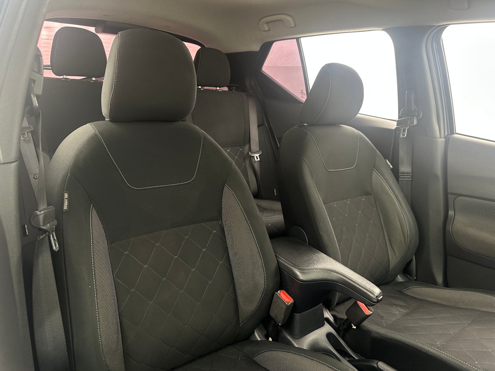 Thumbnail: 2020 Nissan Kicks - 2