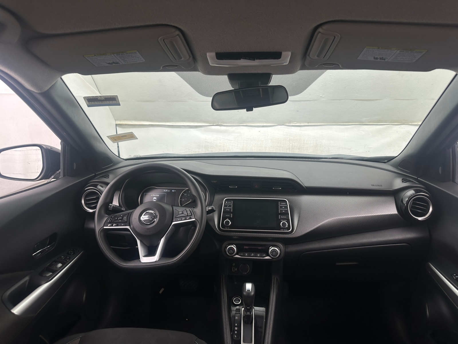 Thumbnail: 2020 Nissan Kicks - 3
