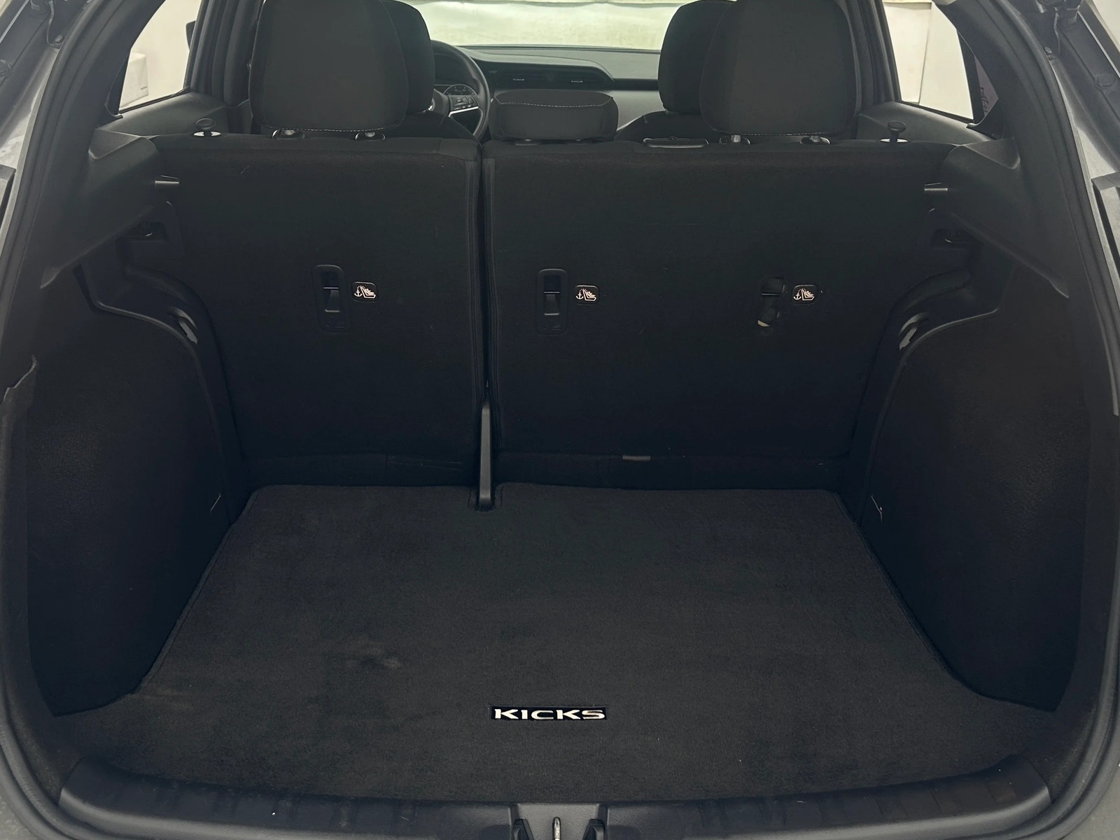 Thumbnail: 2020 Nissan Kicks - 7
