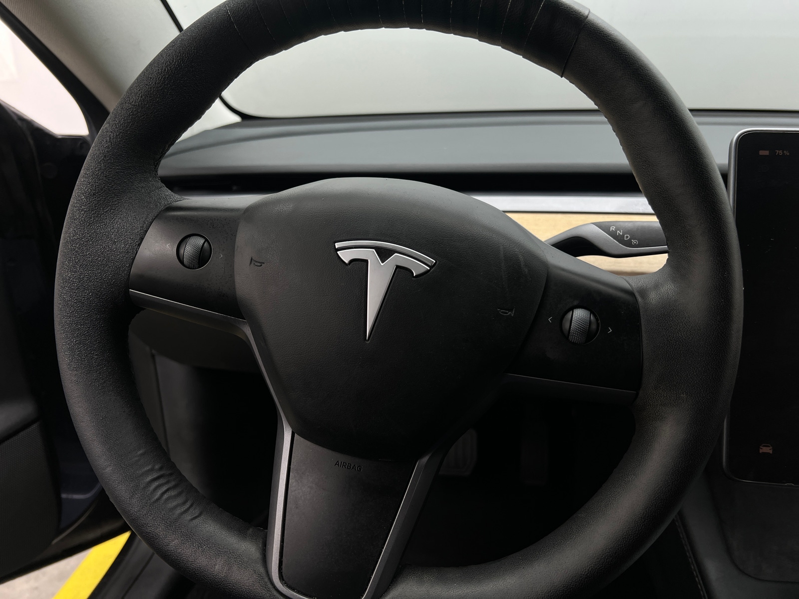 Thumbnail: 2023 Tesla Model 3 - 4