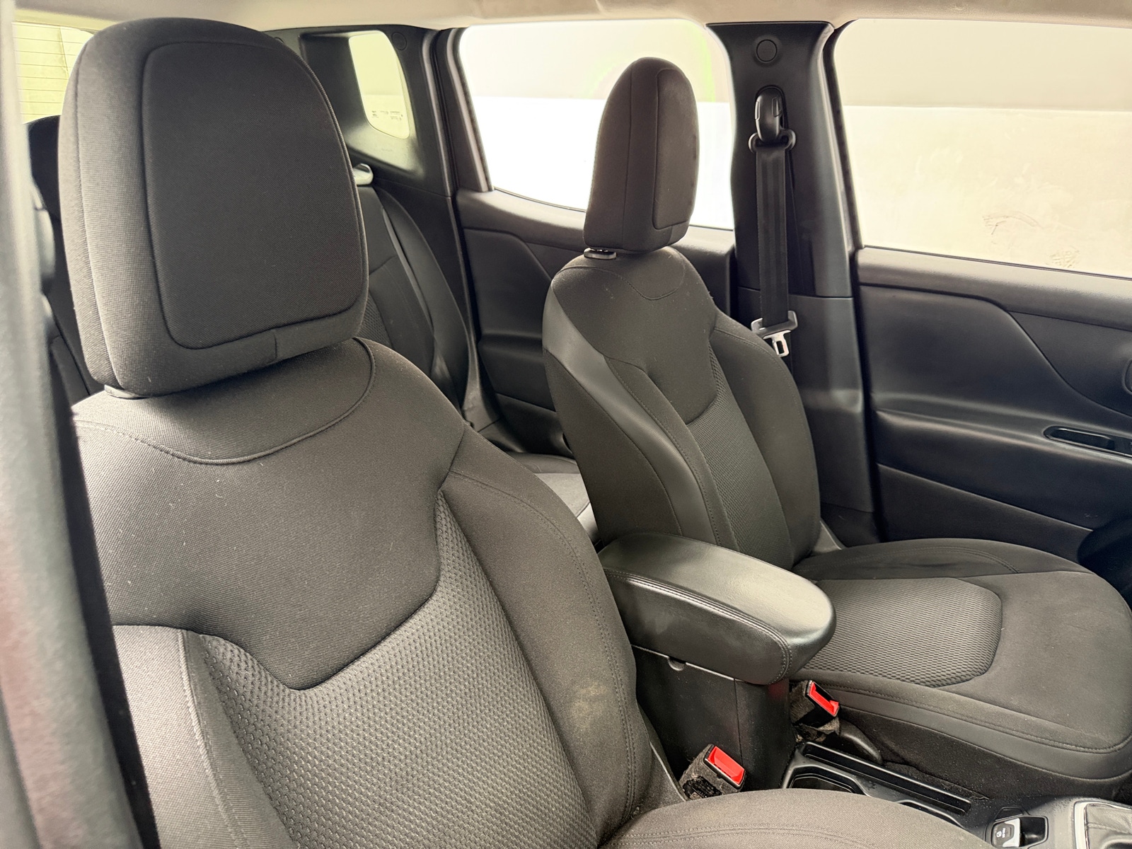 Thumbnail: 2019 Jeep Renegade - 2