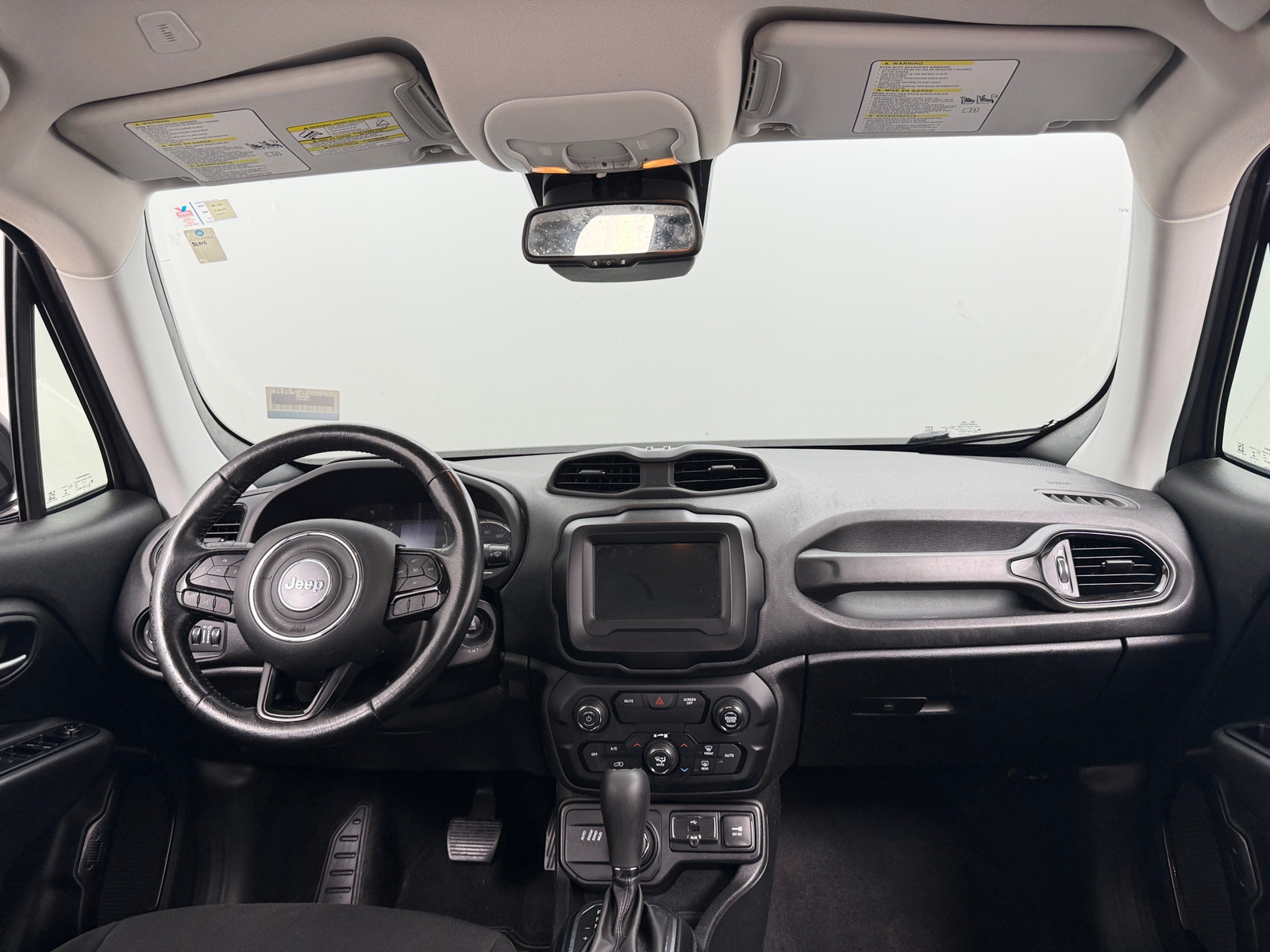 Thumbnail: 2019 Jeep Renegade - 3