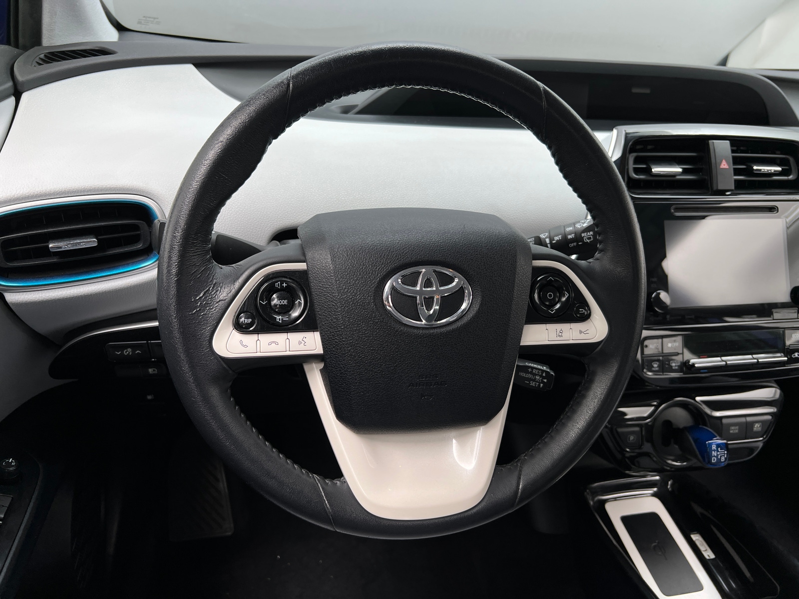 Thumbnail: 2017 Toyota Prius - 5