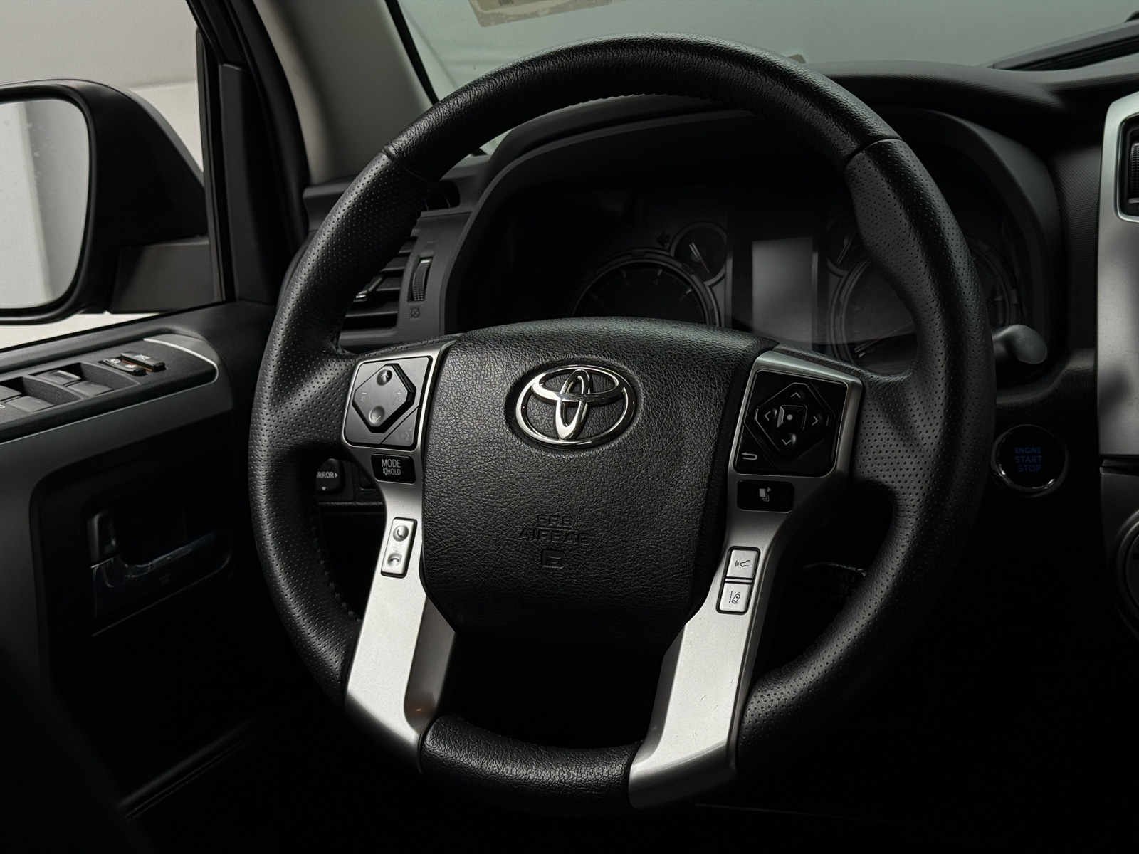Thumbnail: 2022 Toyota 4Runner - 5