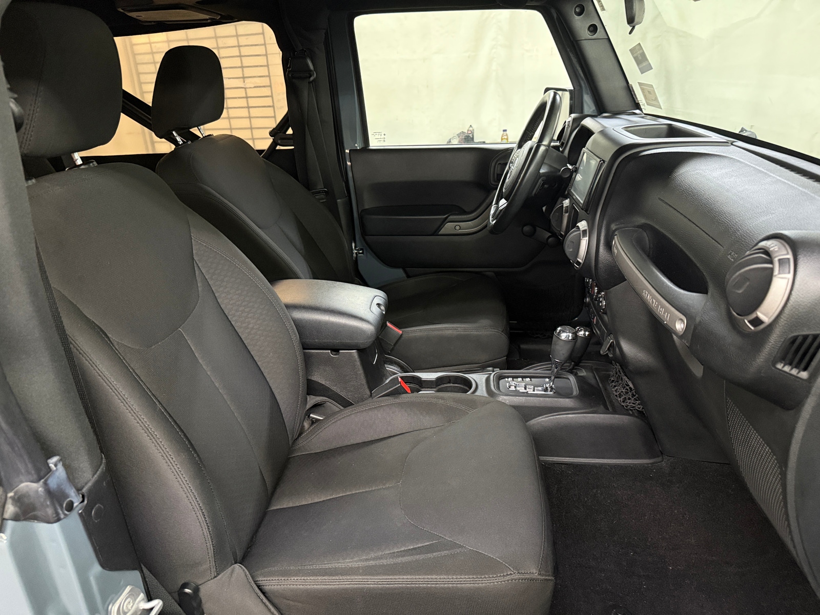Thumbnail: 2015 Jeep Wrangler - 2